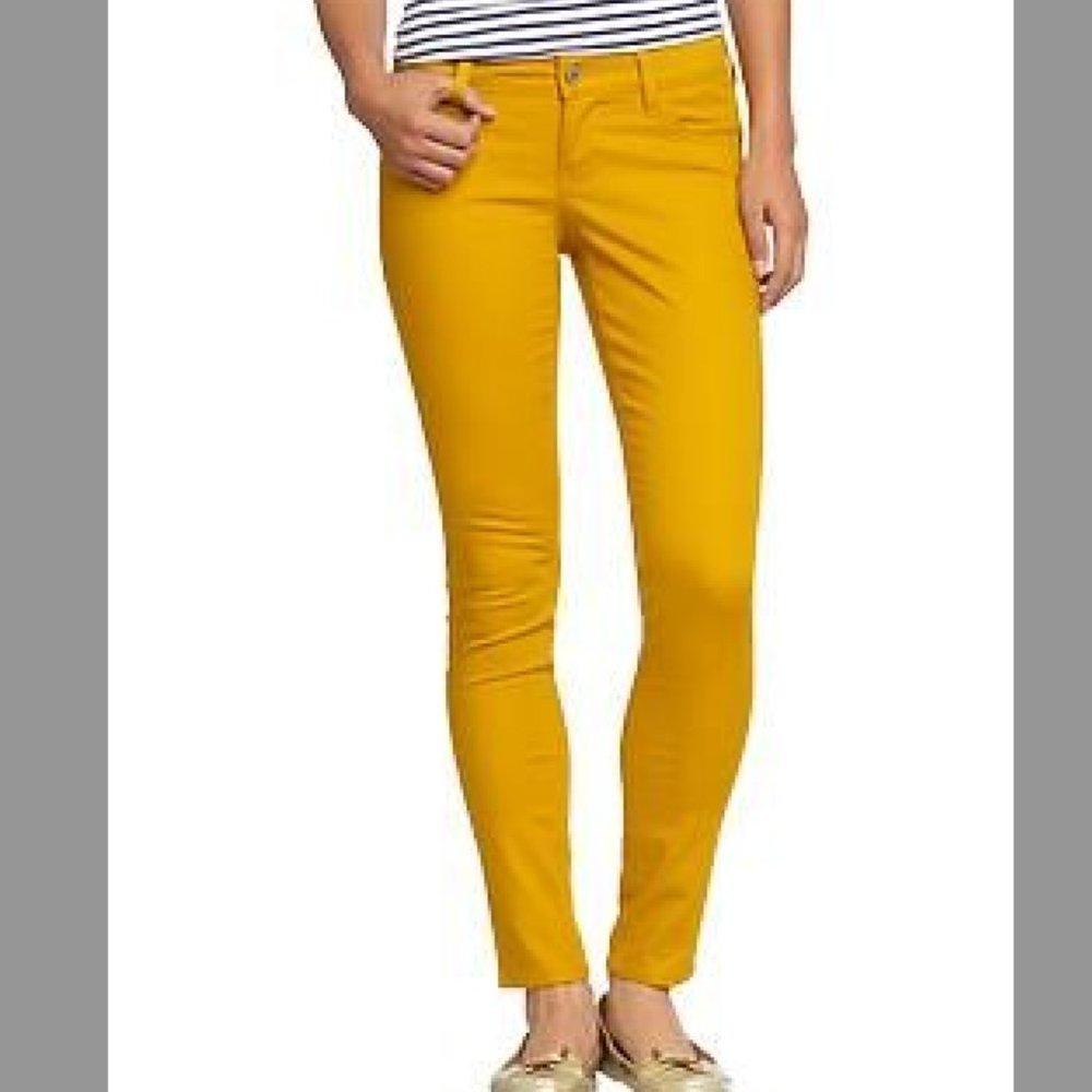 Old Navy Gold Rockstar super skinny jeans